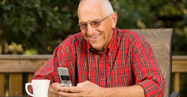 mg-630-istock-senior-phone-630w