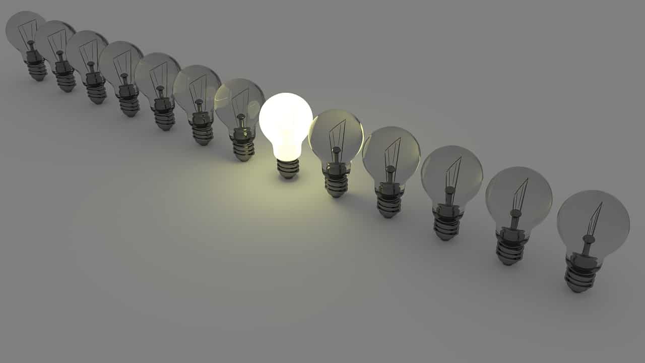 light bulbs, light, idea-1125016.jpg