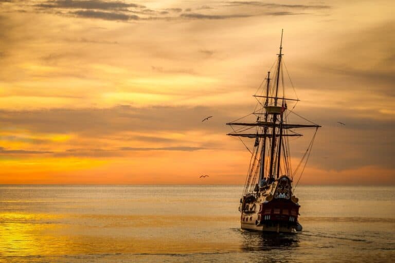 sunset, ship, sails-675847.jpg