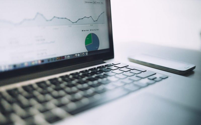 analytics, charts, traffic-925379.jpg